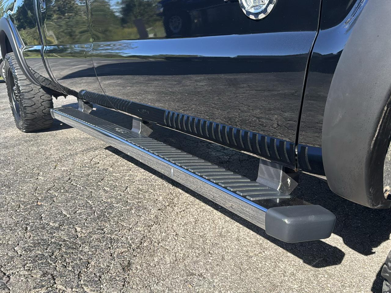 Ford Super Duty F-250 SRW 4WD Crew Cab 172" Lariat 2011