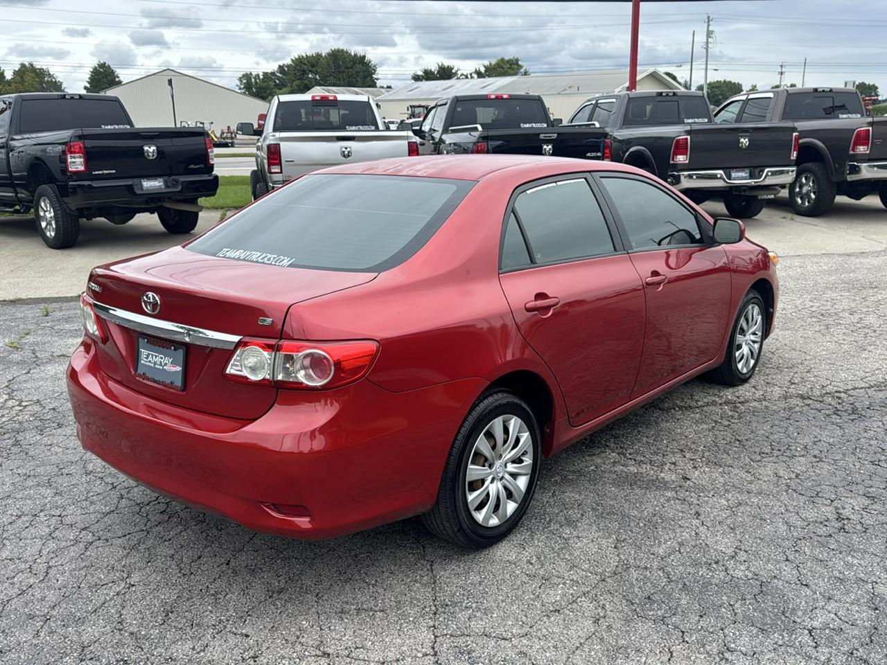 Toyota Corolla 4dr Sdn Auto LE (Natl) 2012