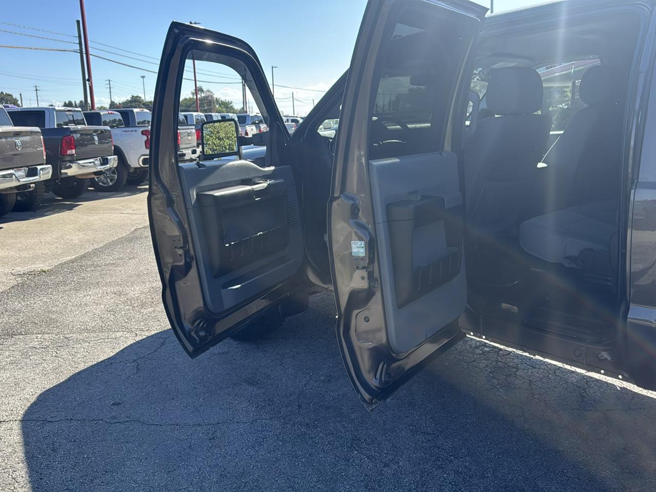 Ford Super Duty F-250 SRW 4WD Crew Cab 156" XLT 2016