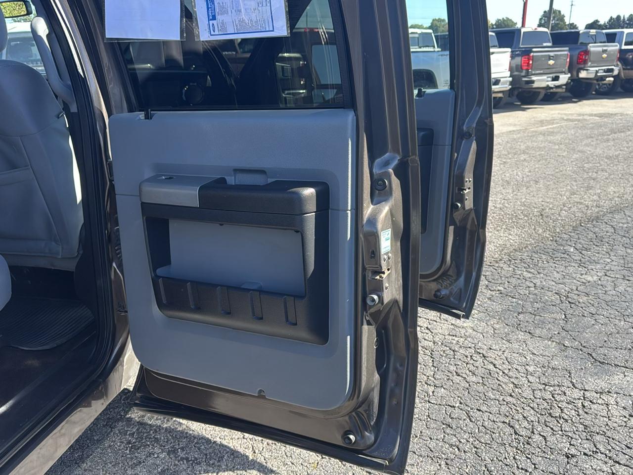 Ford Super Duty F-250 SRW 4WD Crew Cab 156" XLT 2016