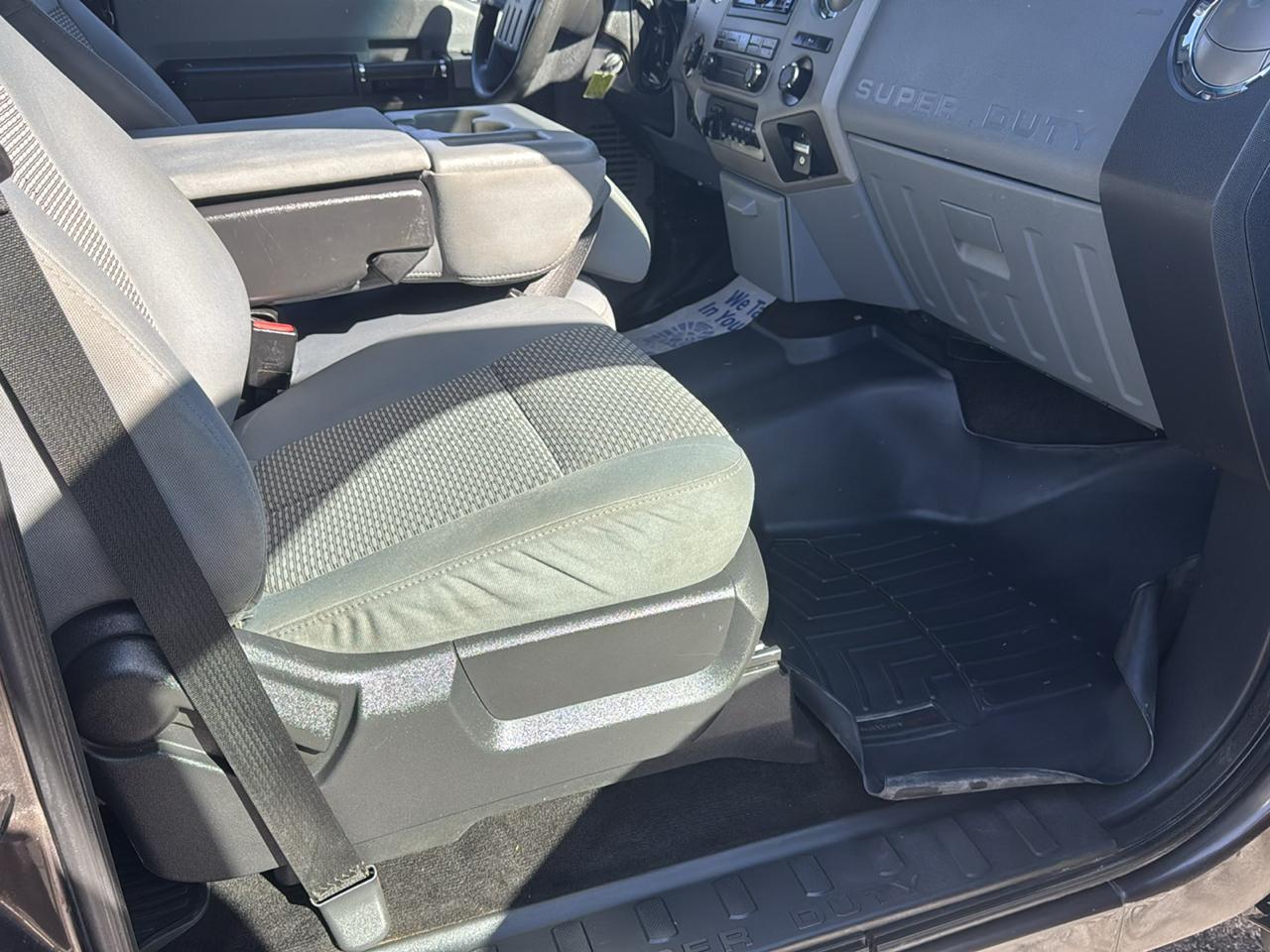 Ford Super Duty F-250 SRW 4WD Crew Cab 156" XLT 2016