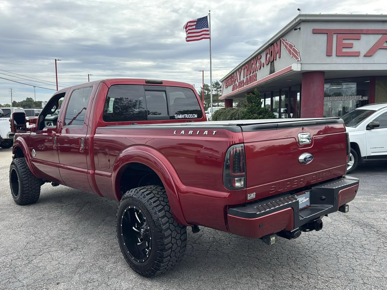 Ford Super Duty F-350 SRW 4WD Crew Cab 156" Lariat 2016