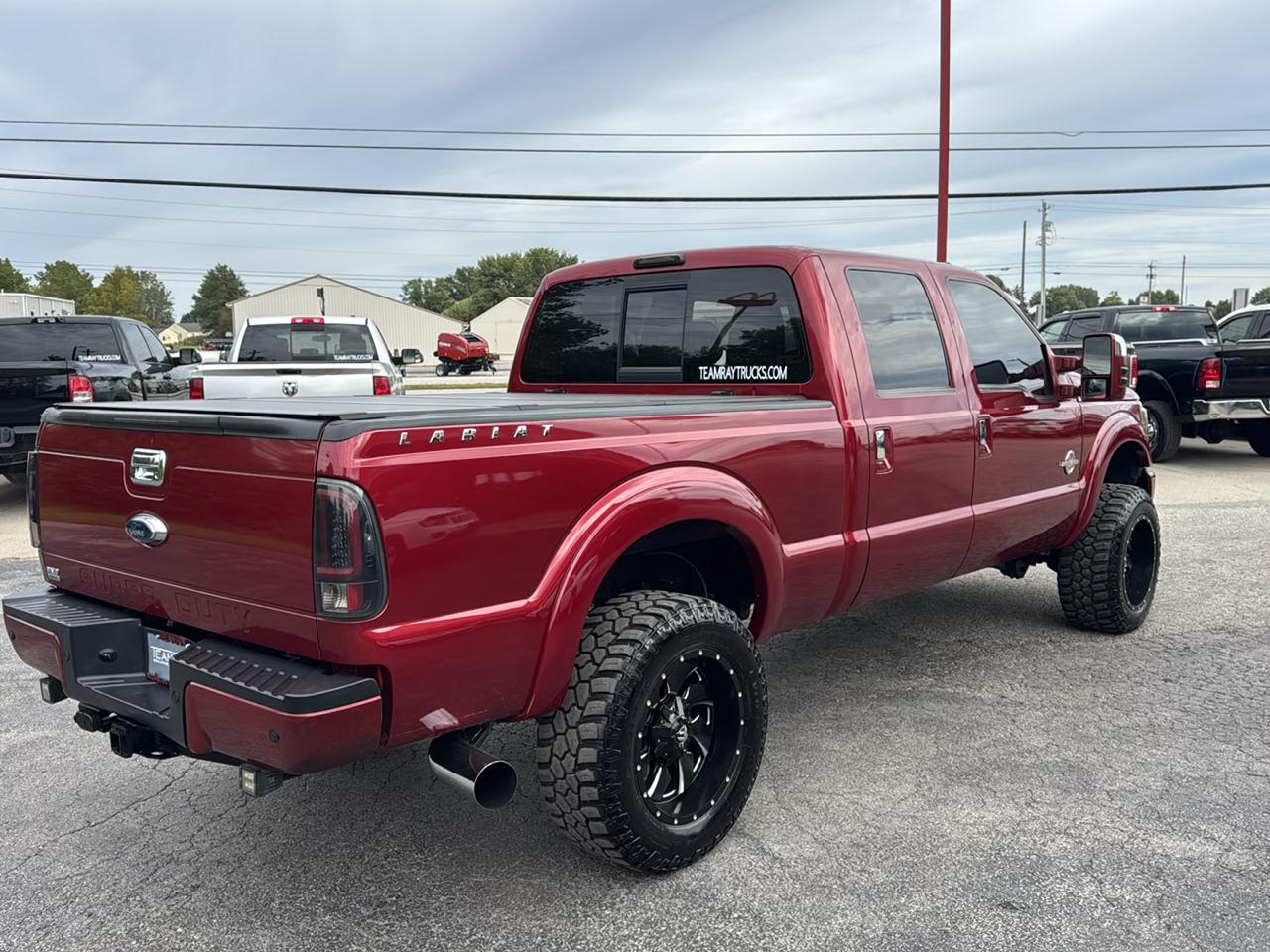 Ford Super Duty F-350 SRW 4WD Crew Cab 156" Lariat 2016