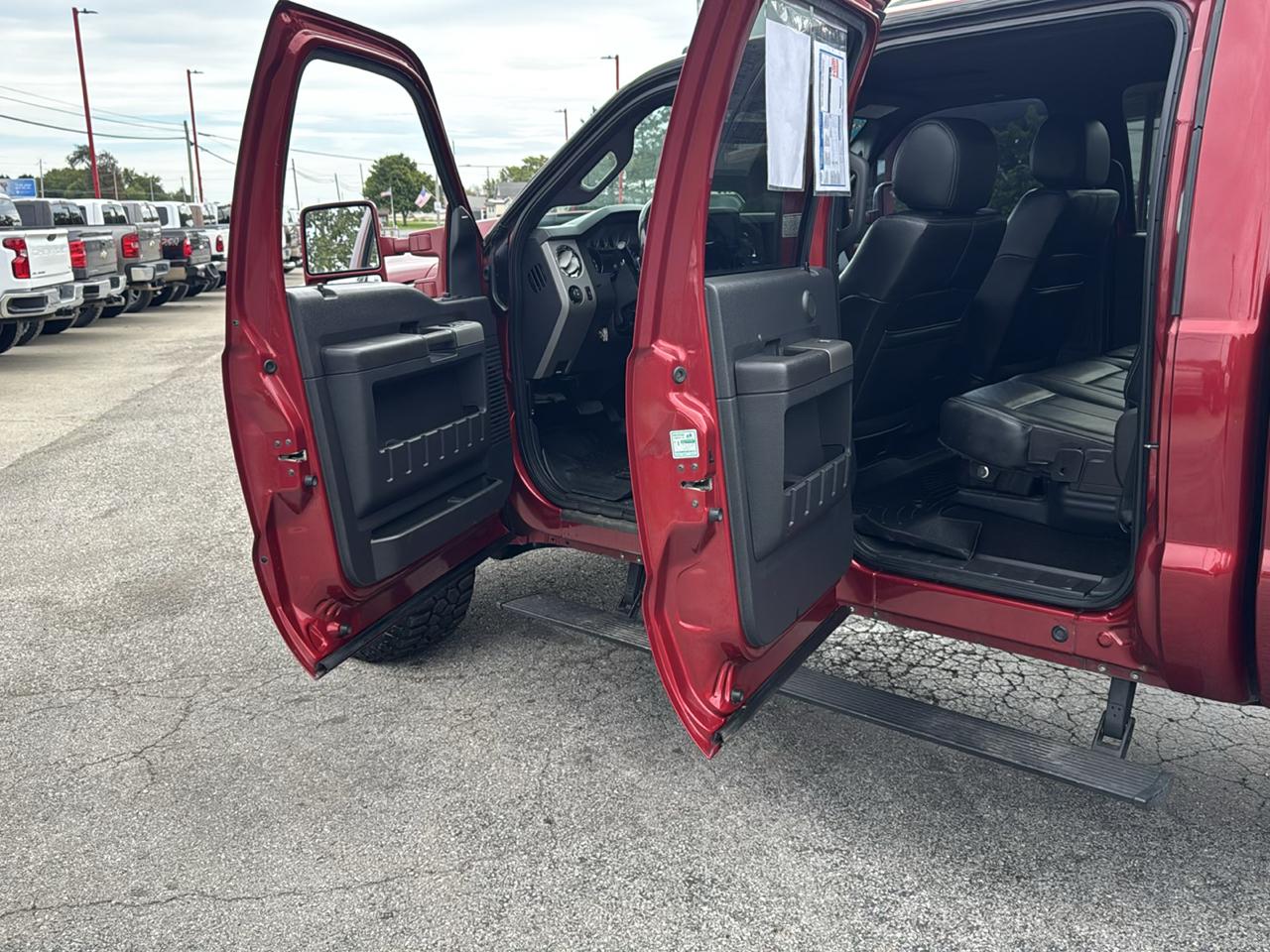 Ford Super Duty F-350 SRW 4WD Crew Cab 156" Lariat 2016