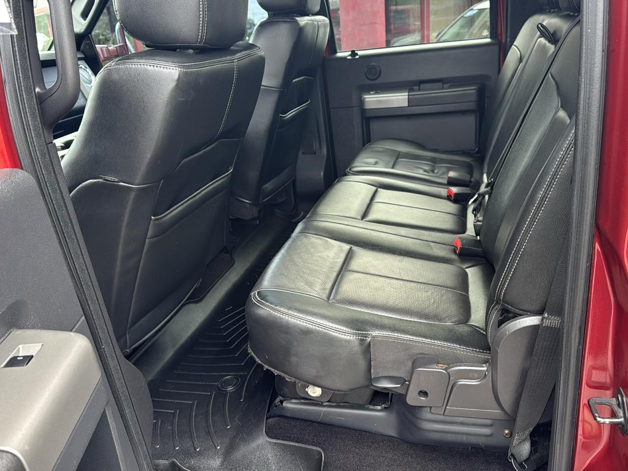 Ford Super Duty F-350 SRW 4WD Crew Cab 156" Lariat 2016