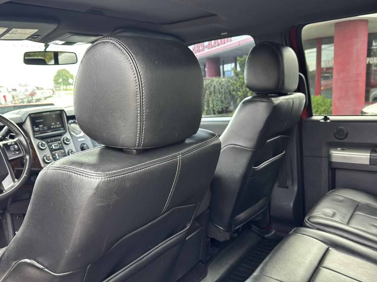 Ford Super Duty F-350 SRW 4WD Crew Cab 156" Lariat 2016
