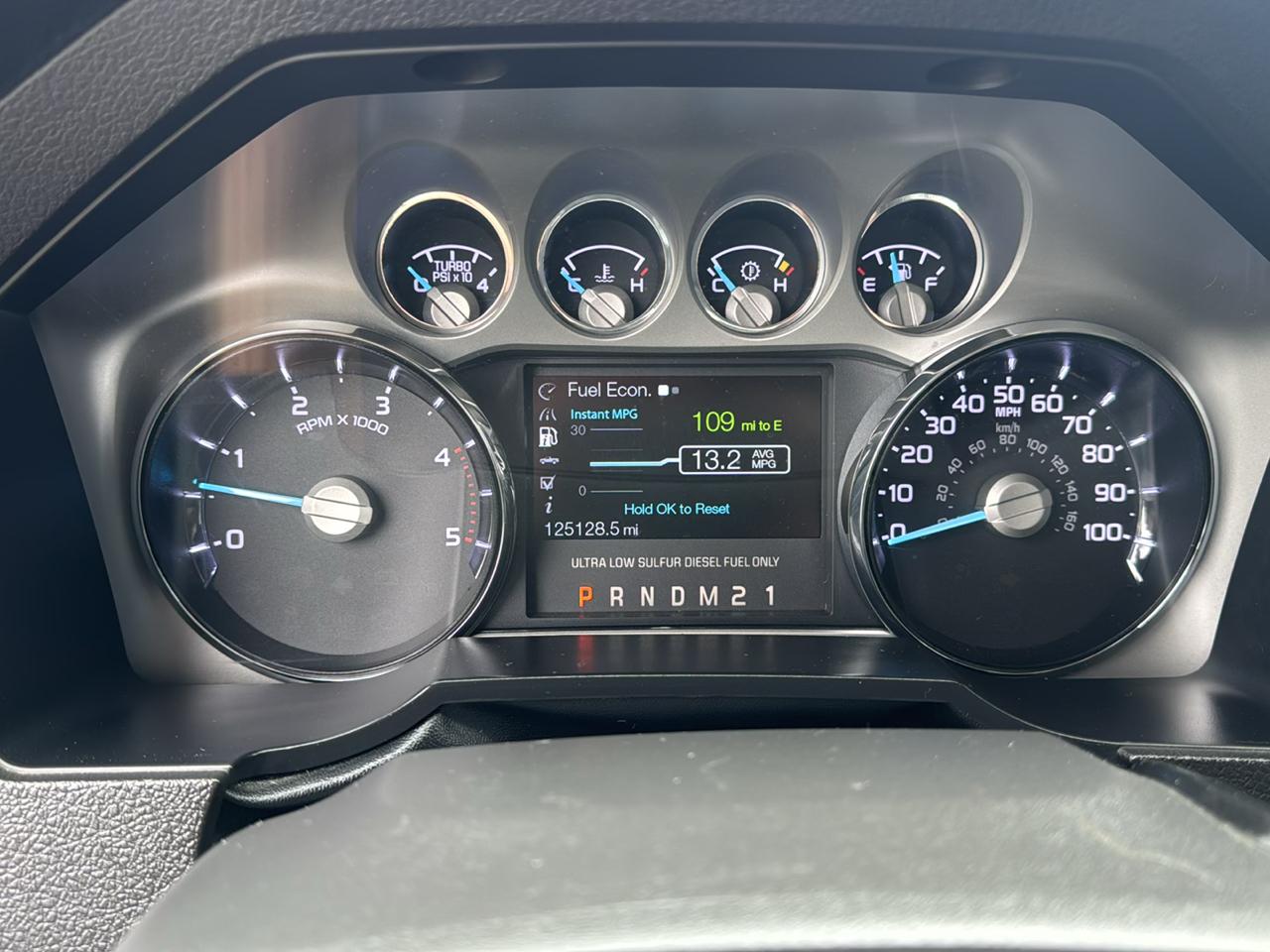 Ford Super Duty F-350 SRW 4WD Crew Cab 156" Lariat 2016