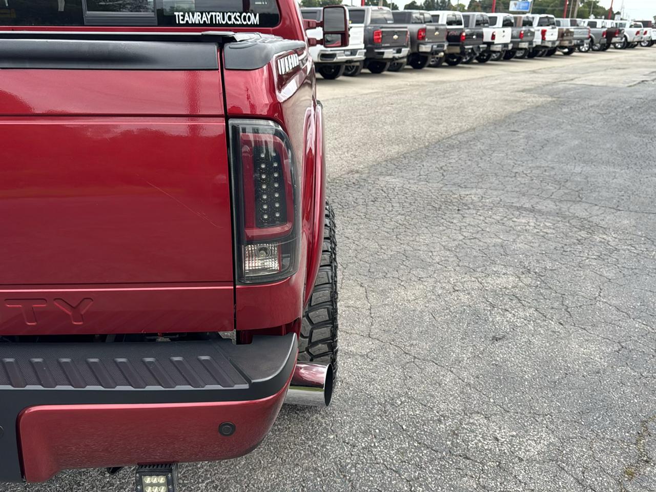 Ford Super Duty F-350 SRW 4WD Crew Cab 156" Lariat 2016
