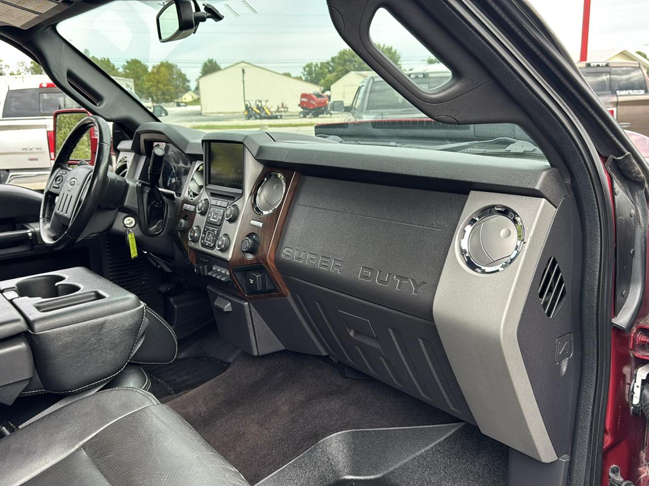 Ford Super Duty F-350 SRW 4WD Crew Cab 156" Lariat 2016