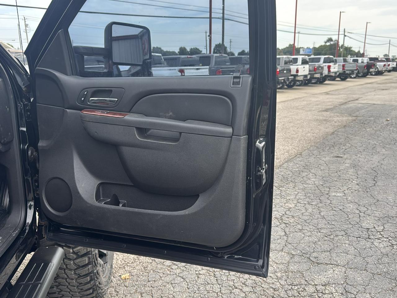 Chevrolet Silverado 1500 4WD Crew Cab 143.5" LTZ 2010