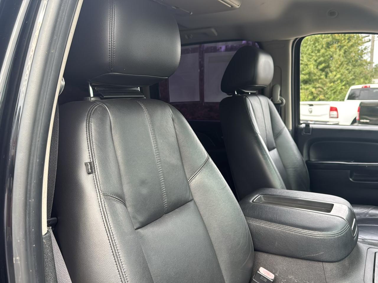 Chevrolet Silverado 1500 4WD Crew Cab 143.5" LTZ 2010