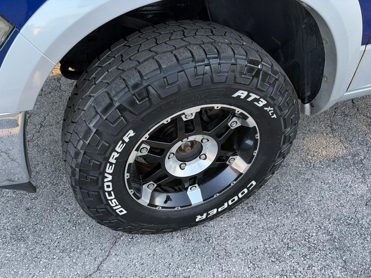 RAM 1500 4WD Crew Cab 140.5" Laramie 2014