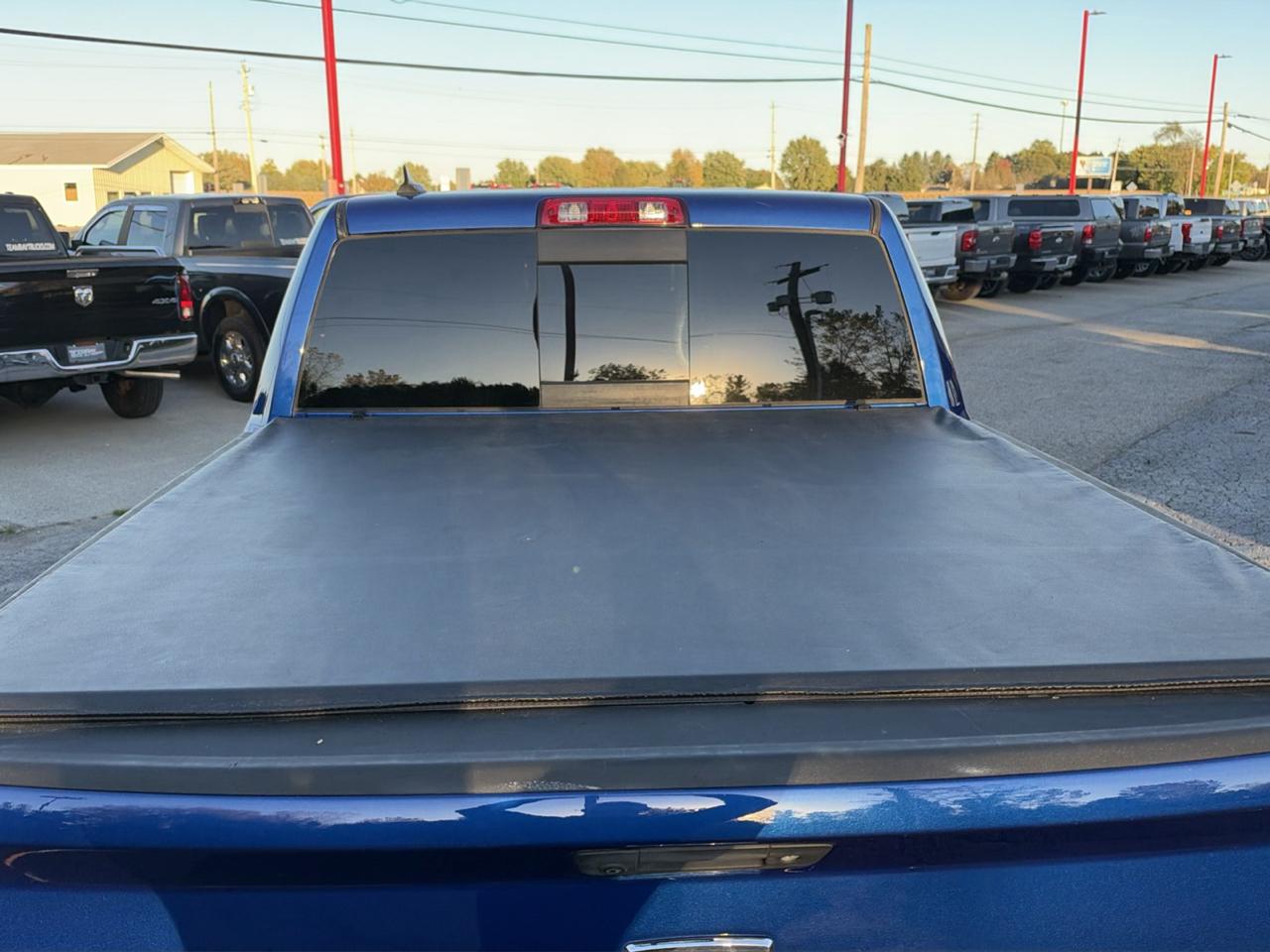 RAM 1500 4WD Crew Cab 140.5" Laramie 2014
