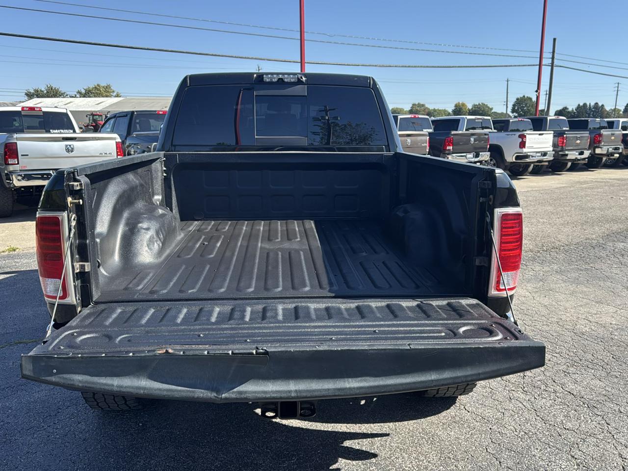 RAM 2500 Laramie 4x4 Mega Cab 6'4" Box 2017