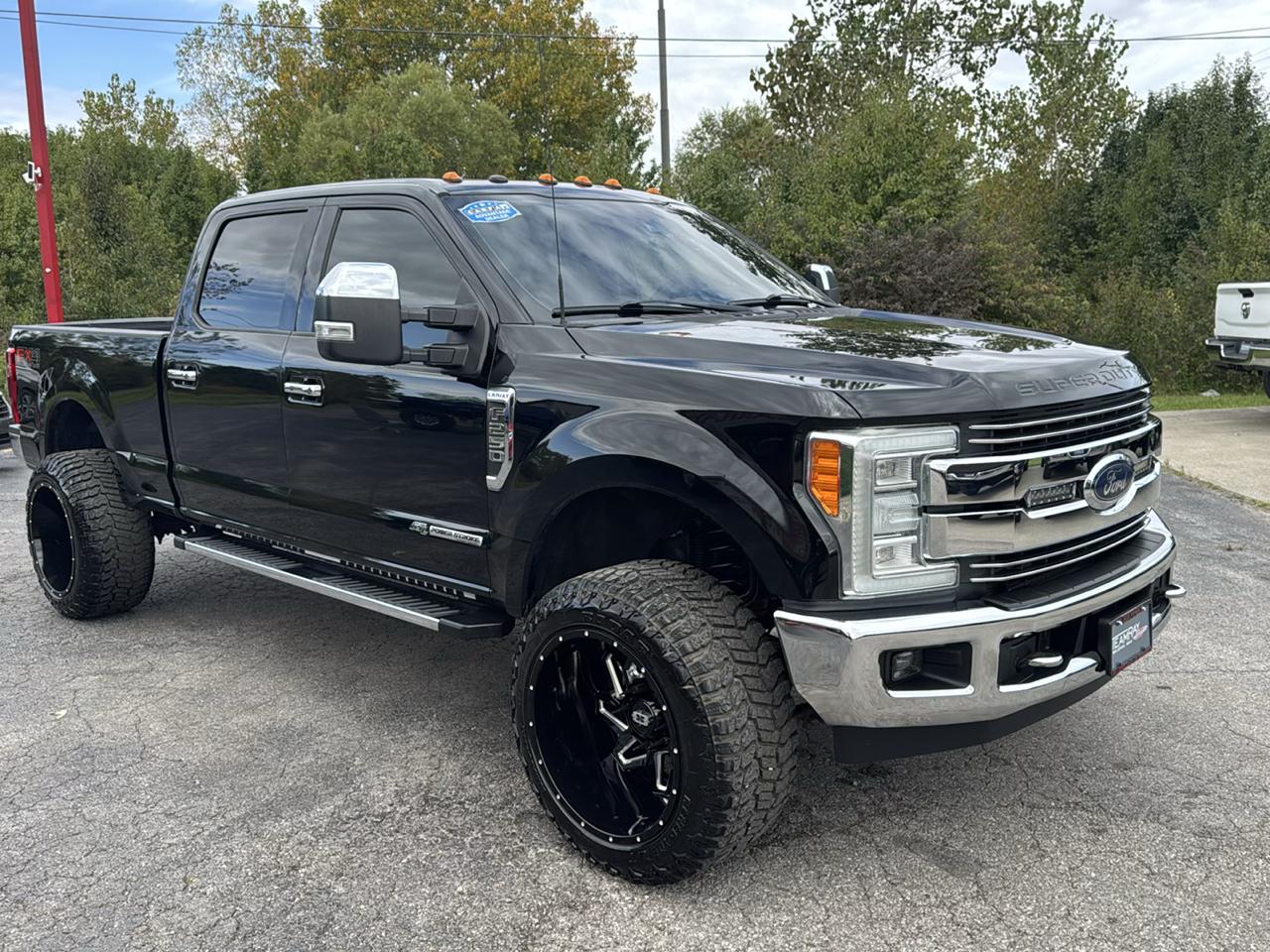 Ford Super Duty F-250 SRW Lariat 4WD Crew Cab 6.75' Box 2017