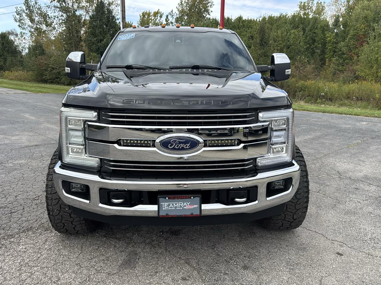 Ford Super Duty F-250 SRW Lariat 4WD Crew Cab 6.75' Box 2017