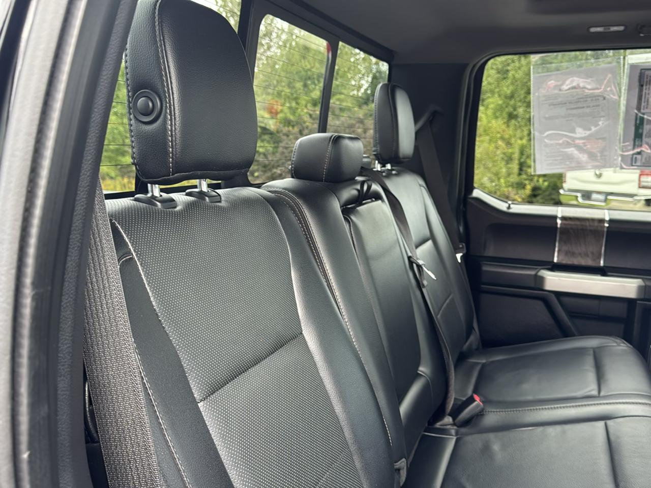 Ford Super Duty F-250 SRW Lariat 4WD Crew Cab 6.75' Box 2017