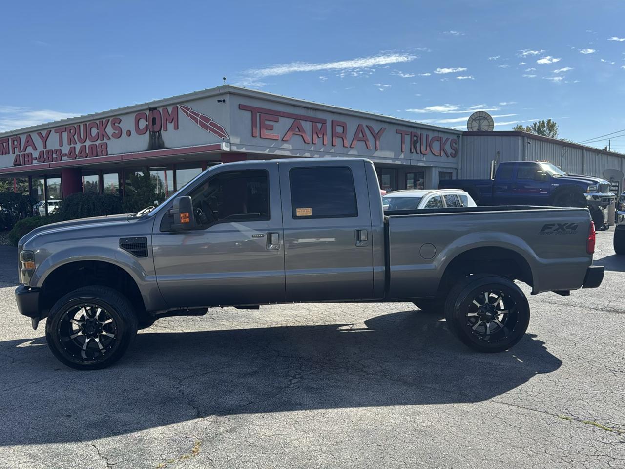 Ford Super Duty F-250 SRW 4WD Crew Cab 156" Lariat 2010