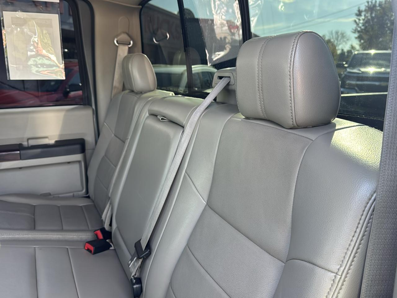 Ford Super Duty F-250 SRW 4WD Crew Cab 156" Lariat 2010