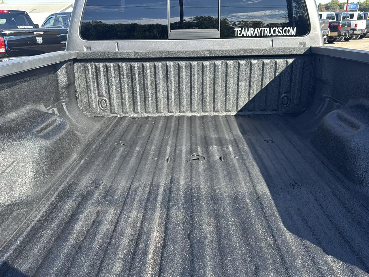 Ford Super Duty F-250 SRW 4WD Crew Cab 156" Lariat 2010
