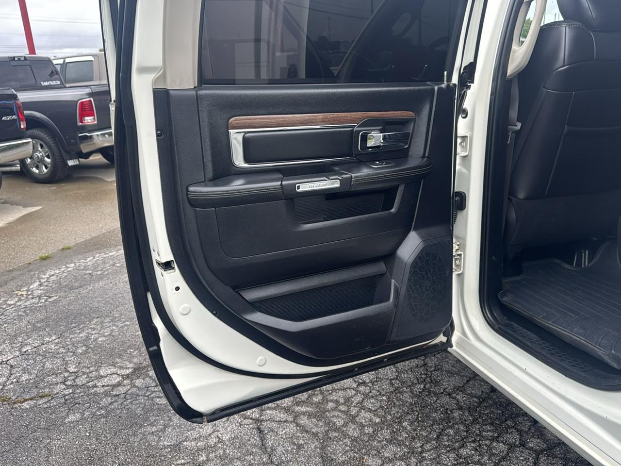 RAM 2500 4WD Crew Cab 149" Laramie 2016