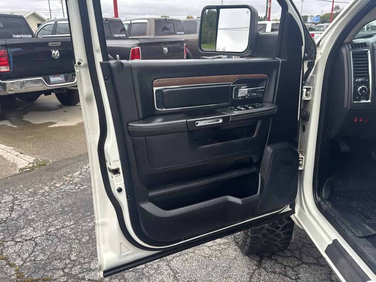 RAM 2500 4WD Crew Cab 149" Laramie 2016