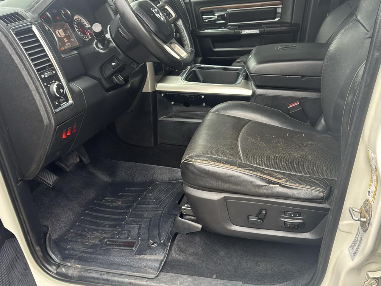 RAM 2500 4WD Crew Cab 149" Laramie 2016