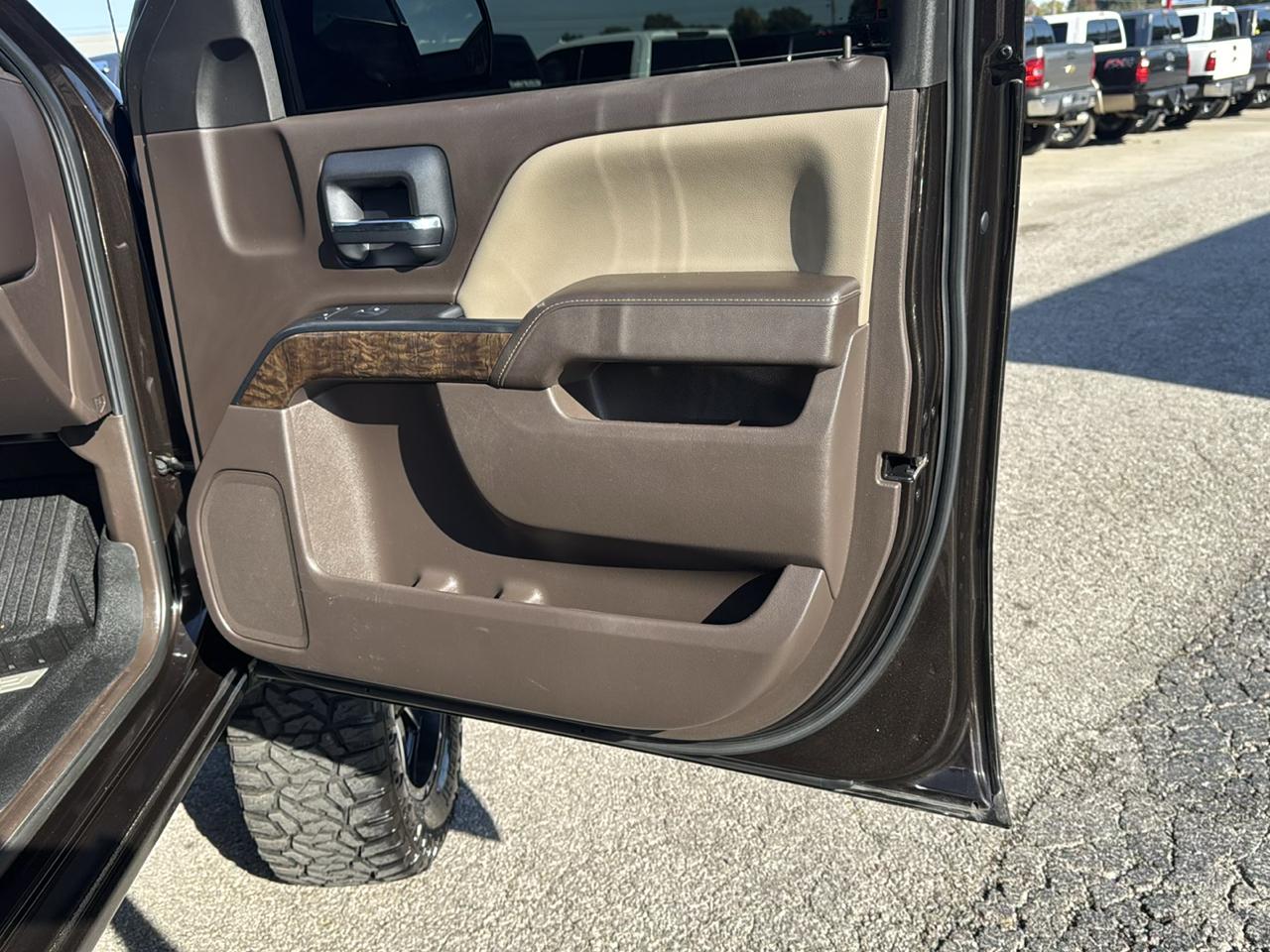 Chevrolet Silverado 1500 4WD Double Cab 143.5" LT w/1LT 2018
