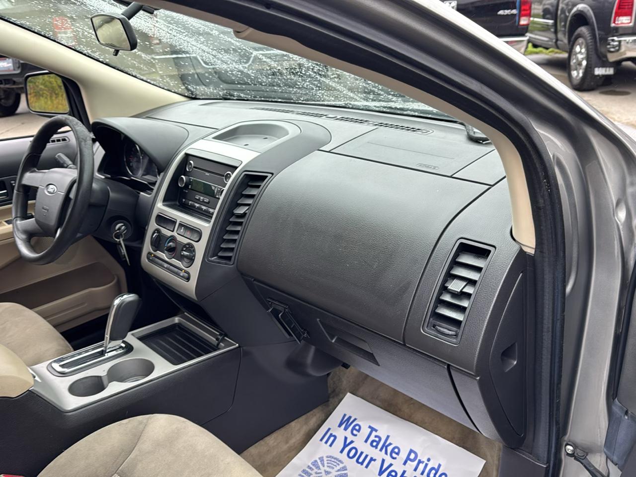 Ford Edge 4dr SE FWD 2008