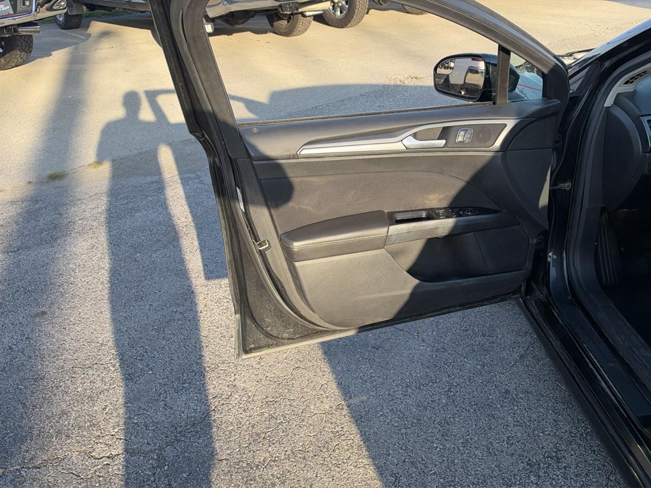 Ford Fusion 4dr Sdn SE FWD 2015