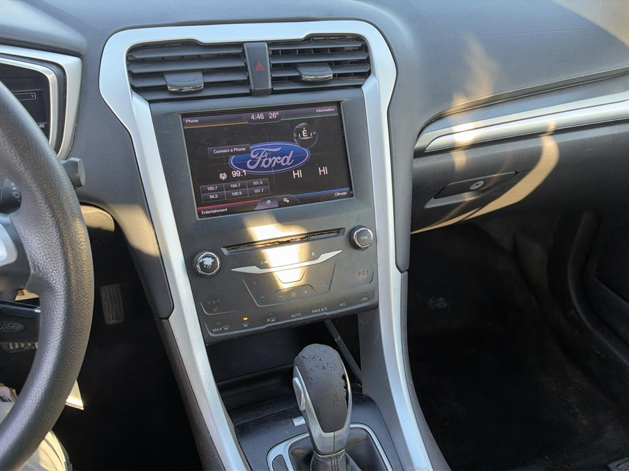 Ford Fusion 4dr Sdn SE FWD 2015