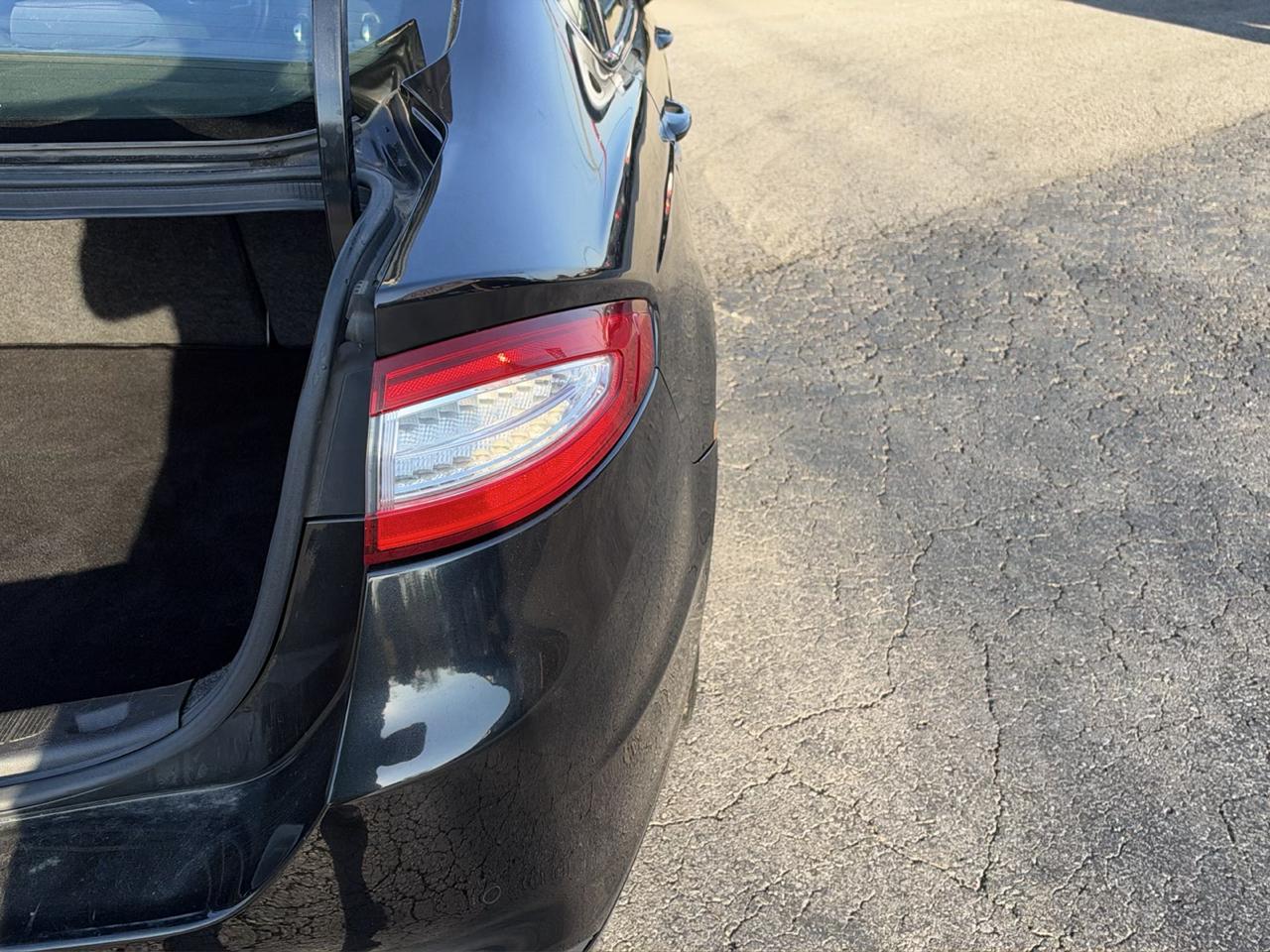 Ford Fusion 4dr Sdn SE FWD 2015