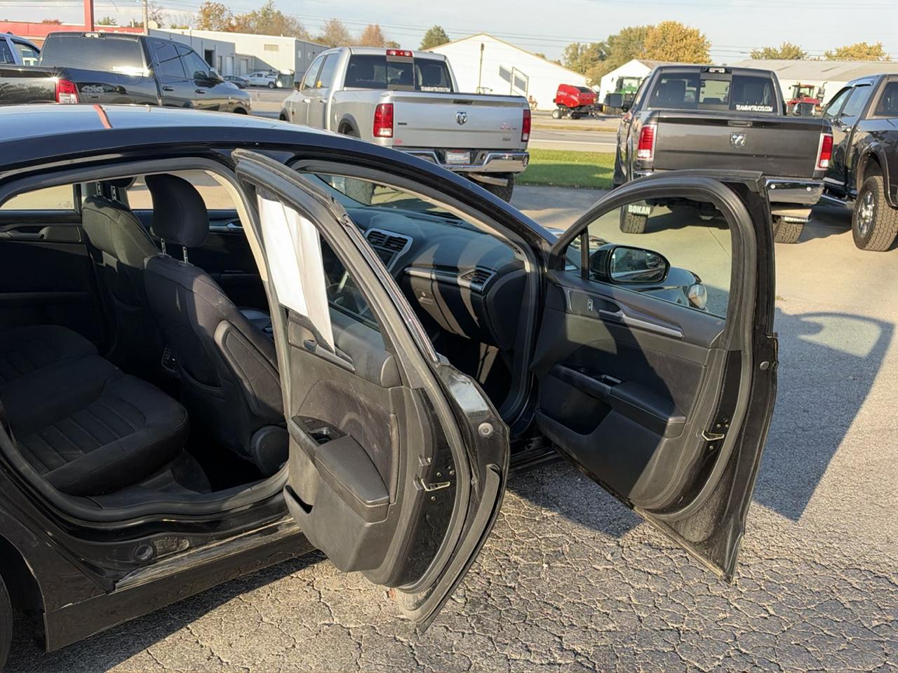 Ford Fusion 4dr Sdn SE FWD 2015