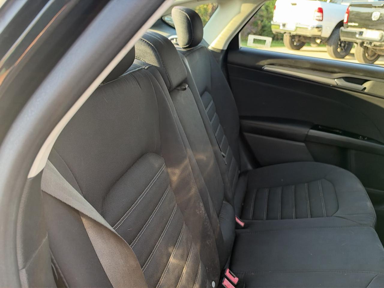 Ford Fusion 4dr Sdn SE FWD 2015