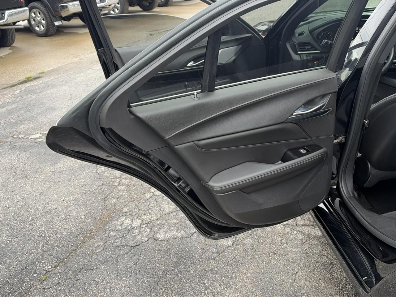 Cadillac CT4 4dr Sdn Premium Luxury 2020