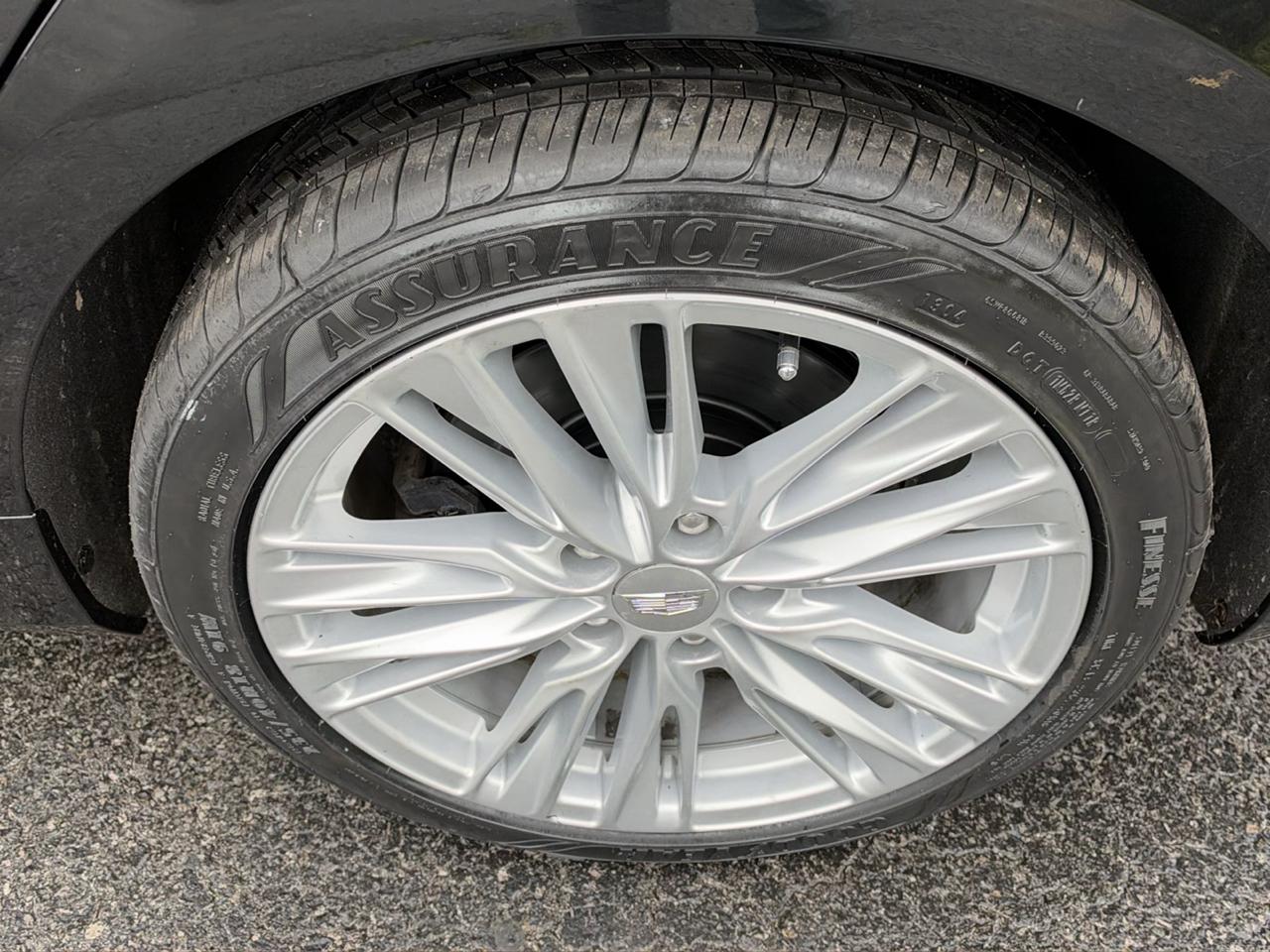 Cadillac CT4 4dr Sdn Premium Luxury 2020