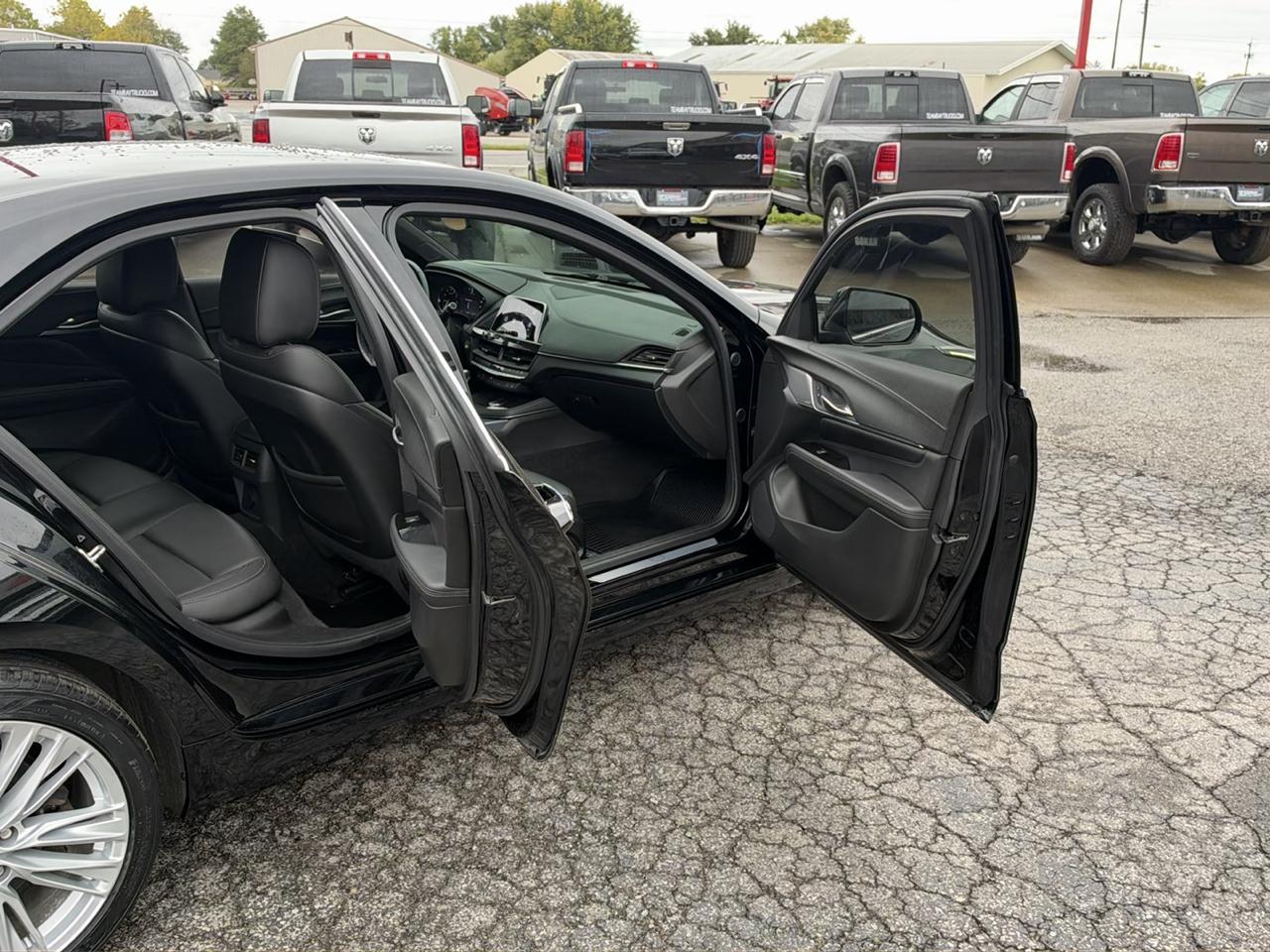 Cadillac CT4 4dr Sdn Premium Luxury 2020