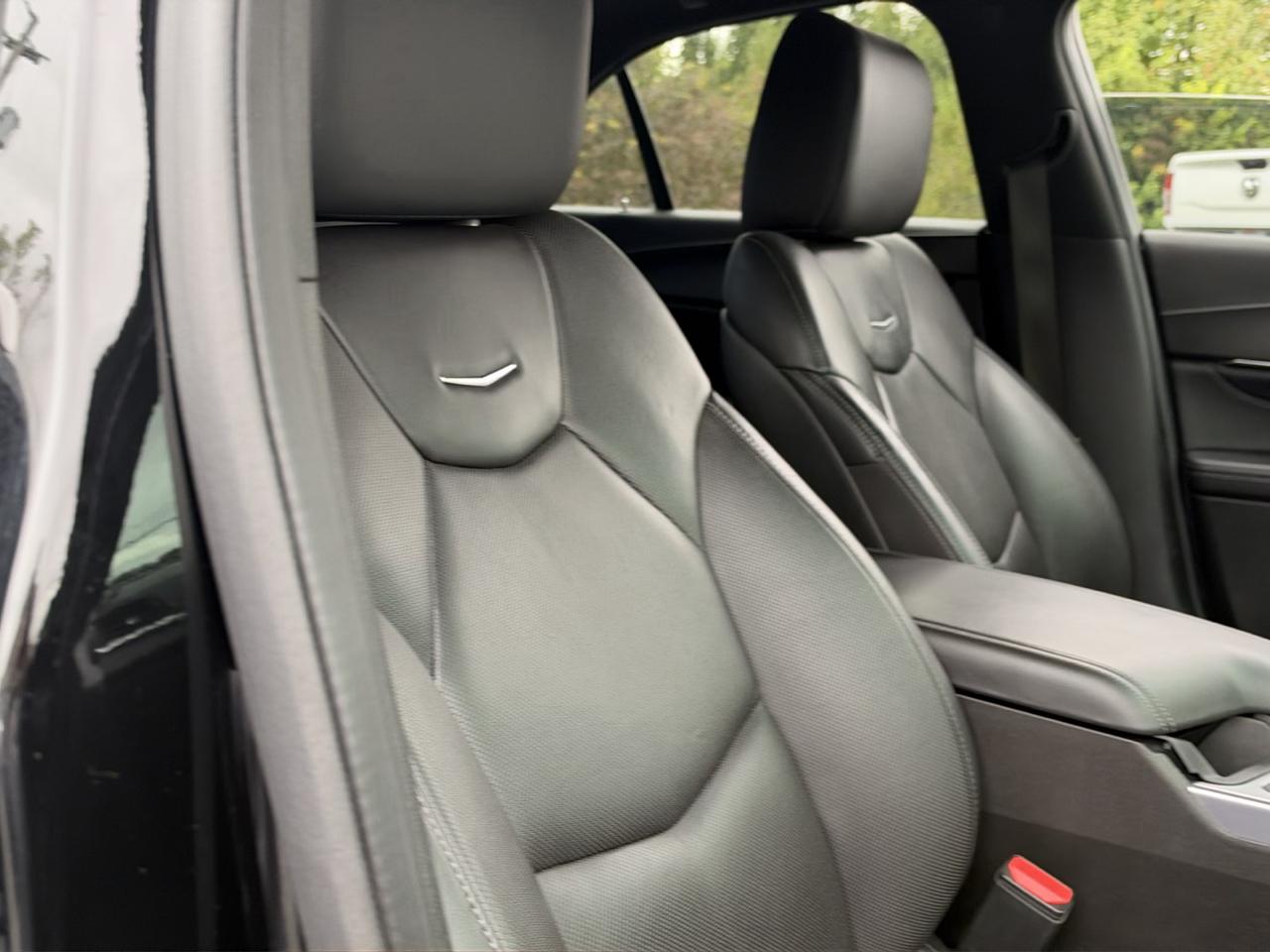 Cadillac CT4 4dr Sdn Premium Luxury 2020