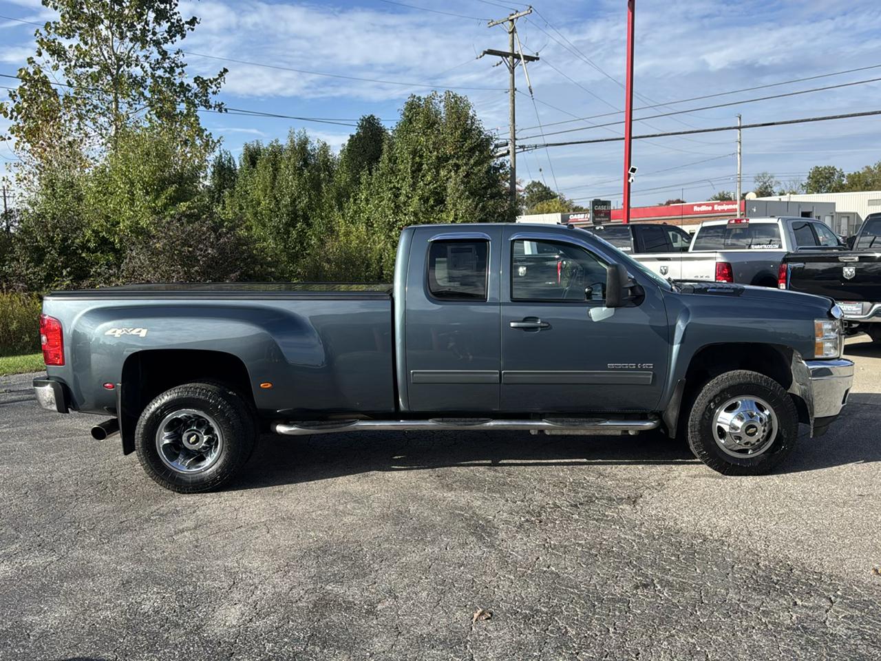 Chevrolet Silverado 3500HD 4WD Ext Cab 158.2" LTZ 2012