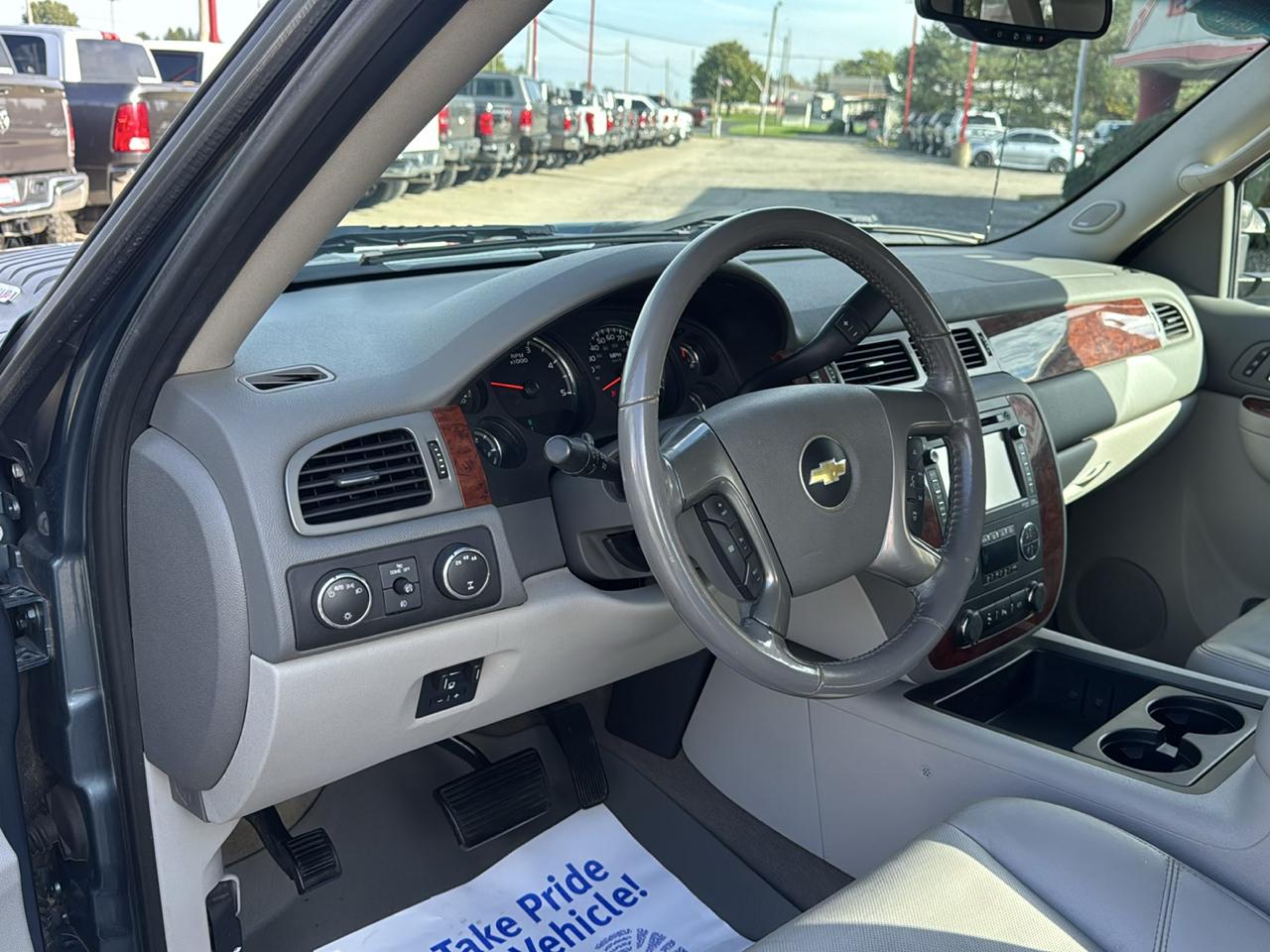 Chevrolet Silverado 3500HD 4WD Ext Cab 158.2" LTZ 2012