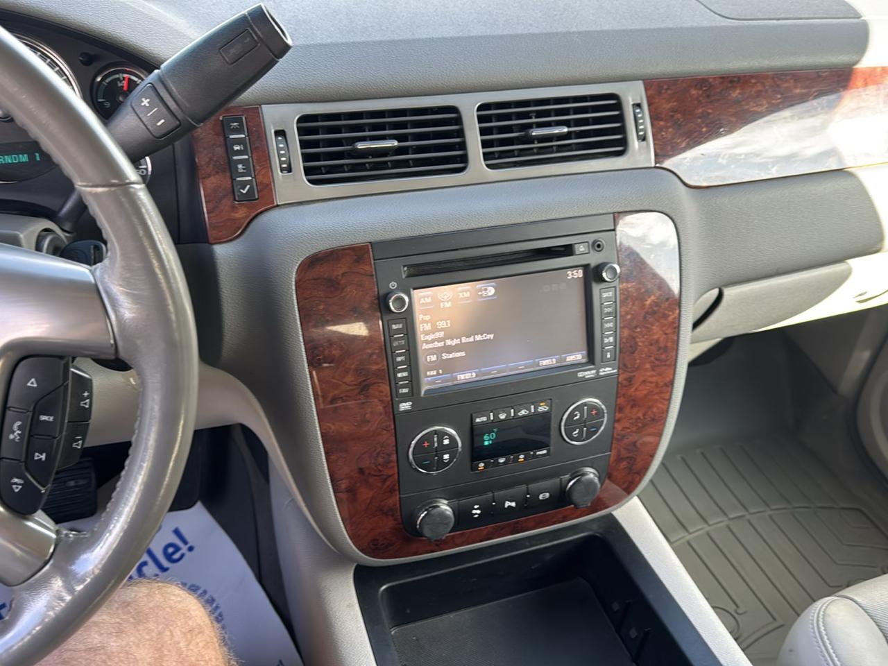 Chevrolet Silverado 3500HD 4WD Ext Cab 158.2" LTZ 2012