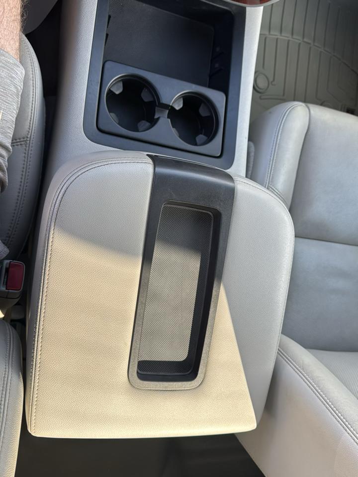 Chevrolet Silverado 3500HD 4WD Ext Cab 158.2" LTZ 2012