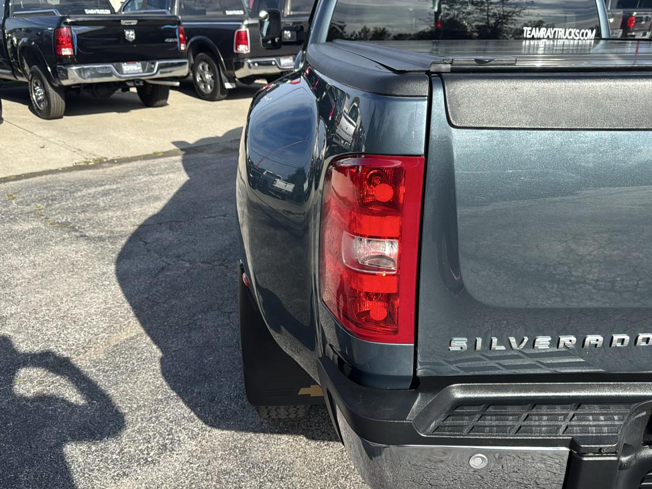 Chevrolet Silverado 3500HD 4WD Ext Cab 158.2" LTZ 2012