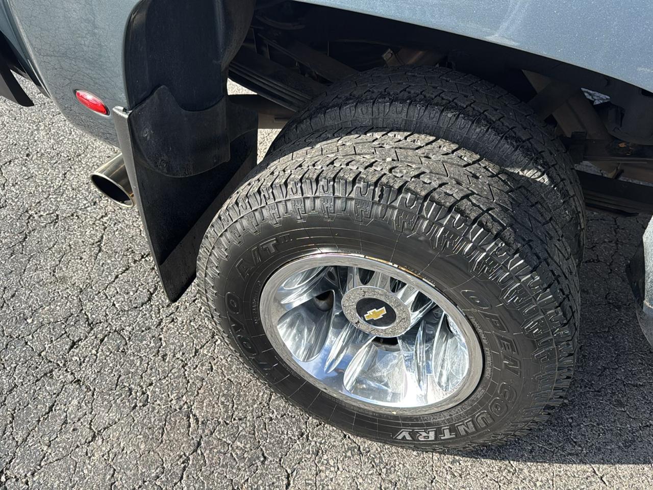 Chevrolet Silverado 3500HD 4WD Ext Cab 158.2" LTZ 2012