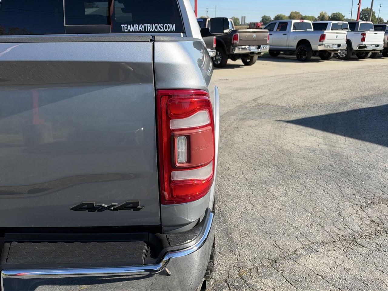 RAM 2500 Longhorn 4x4 Crew Cab 6'4" Box 2019