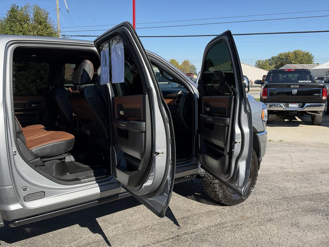RAM 2500 Longhorn 4x4 Crew Cab 6'4" Box 2019