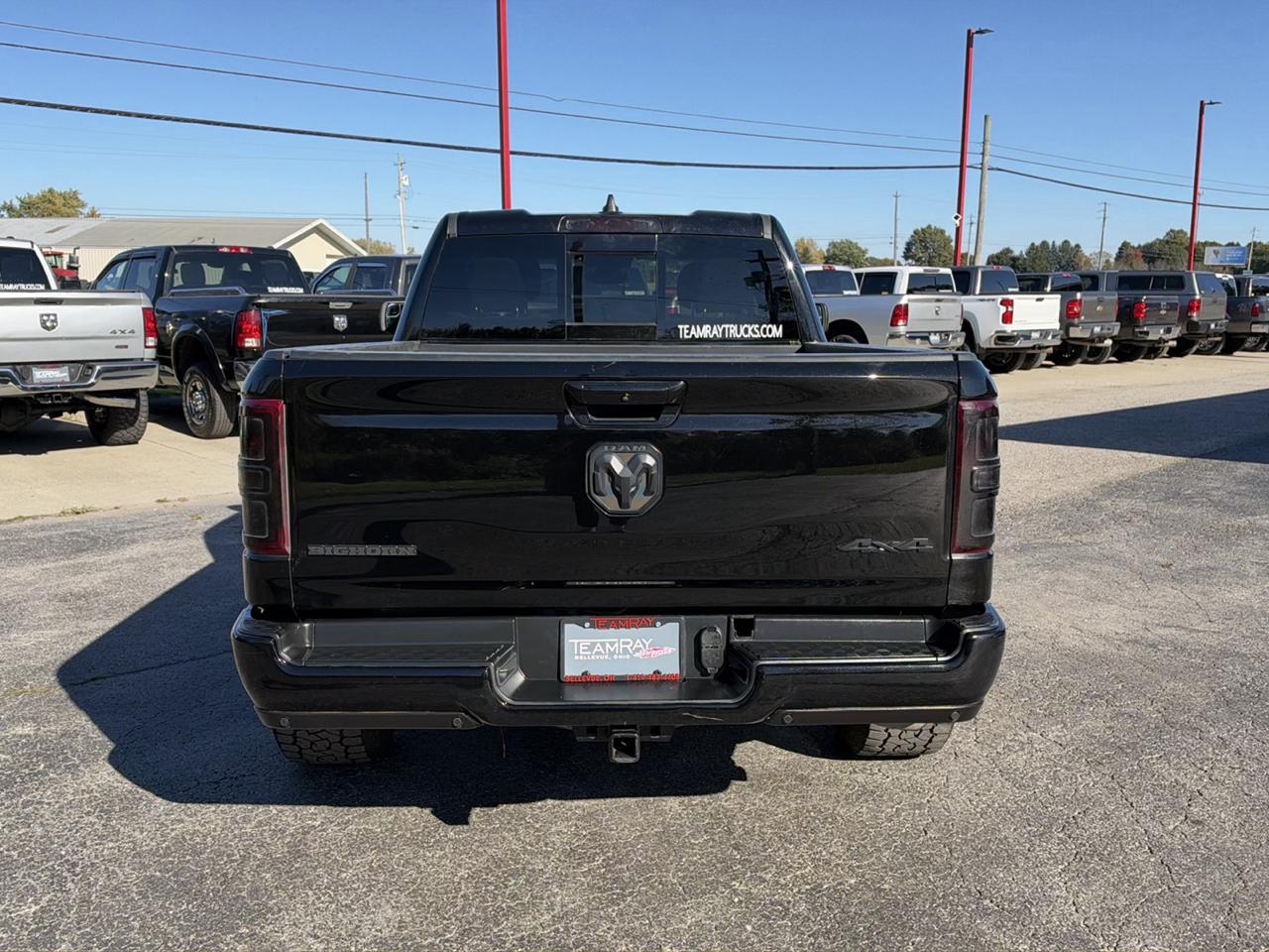 RAM 1500 Big Horn 4x4 Quad Cab 6'4" Box 2021