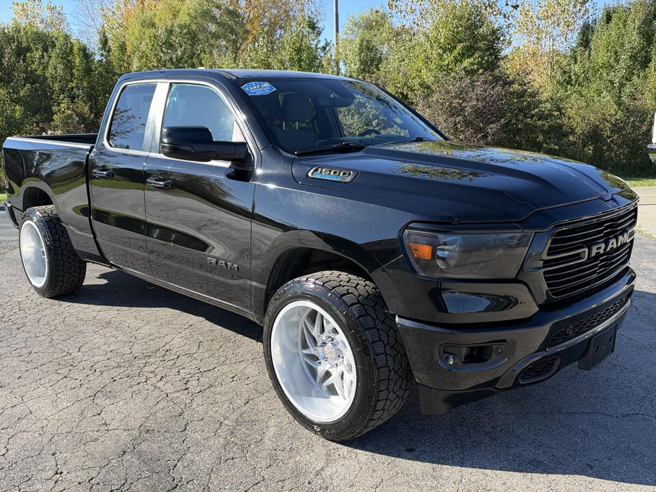 RAM 1500 Big Horn 4x4 Quad Cab 6'4" Box 2021