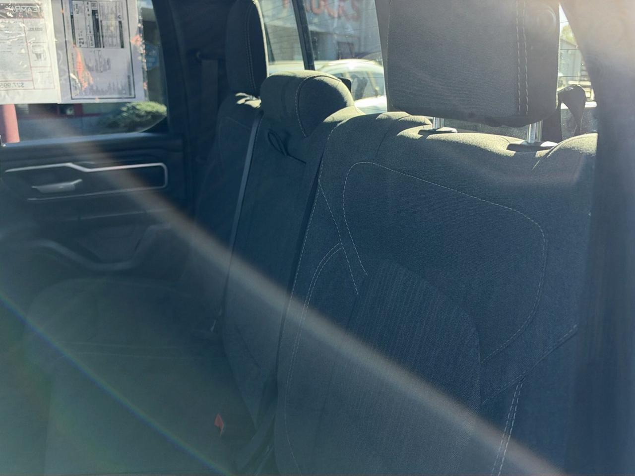 RAM 1500 Big Horn 4x4 Quad Cab 6'4" Box 2021