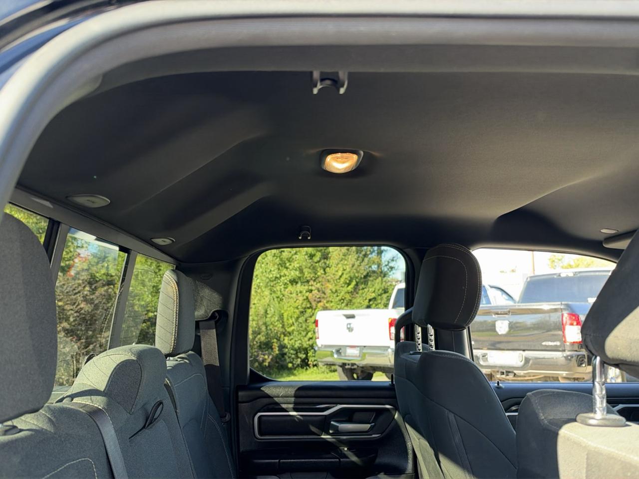 RAM 1500 Big Horn 4x4 Quad Cab 6'4" Box 2021